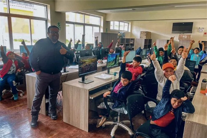Bridging the Digital Divide: Southern Peru Empowers Students in Tiaparo Through Strategic Education Initiative