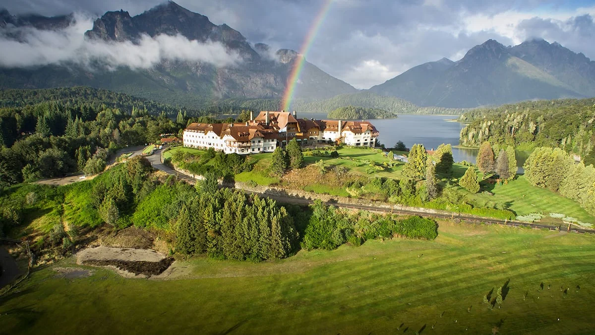 Argentina’s Tourism Renaissance: A Shift from Price-Driven Bargains to Global Connectivity