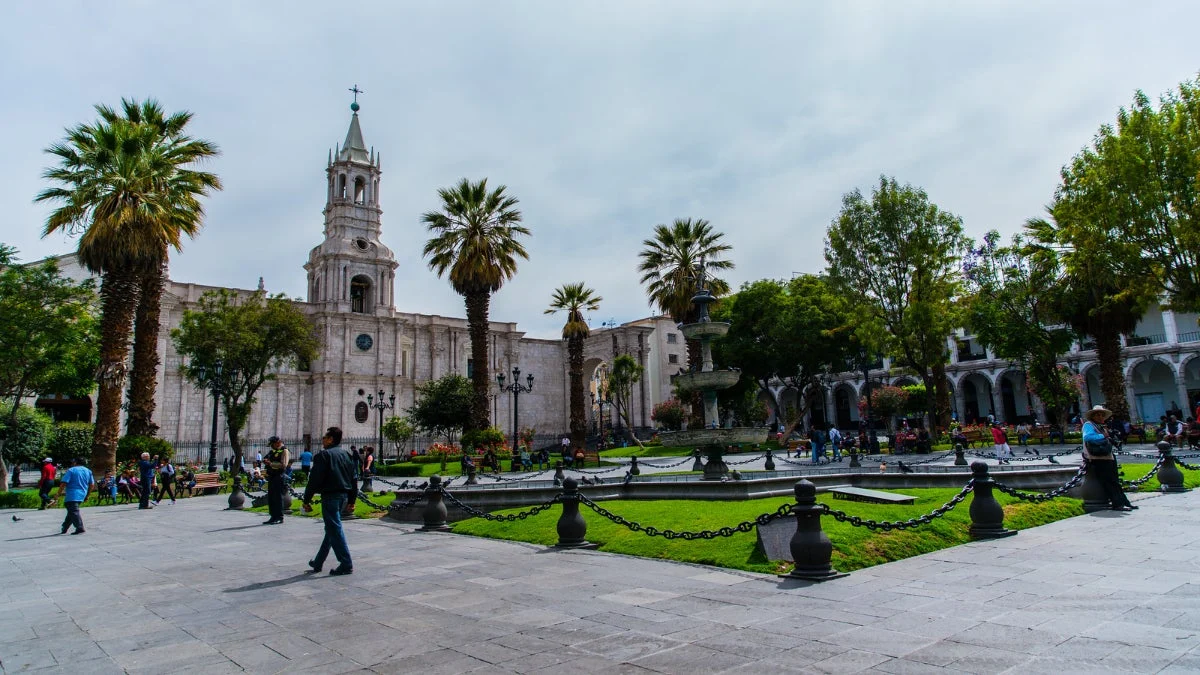 Reorganizing the Calendar: Peru’s New Strategy to Boost Tourism and Productivity