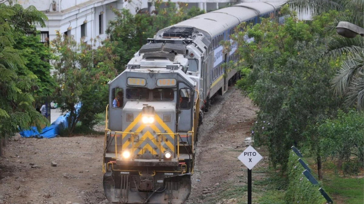 Reviving the Rails: ProInversión Takes Command of the Lima-Chosica Commuter Train Project