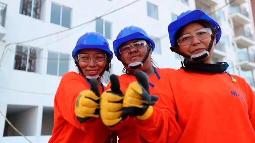 Breaking Ground: The Strategic Push to Integrate Women into Peru’s Construction Sector