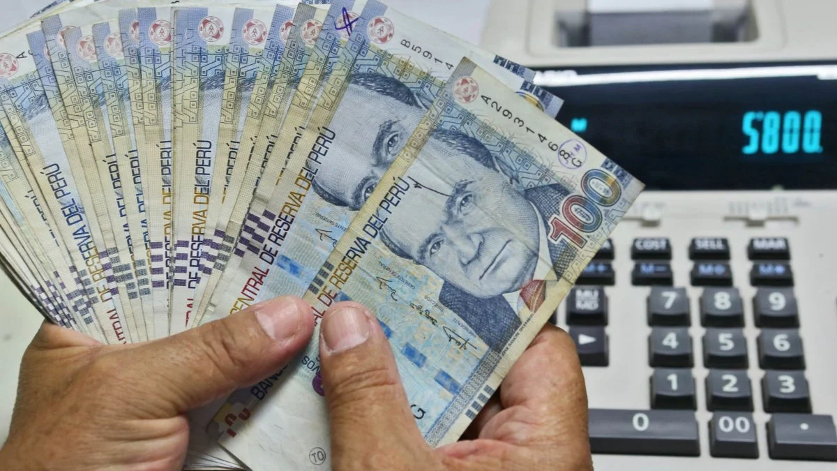 Peru Adjusts Minimum Wage: A Comprehensive Analysis of the New S/ 1,300 Policy