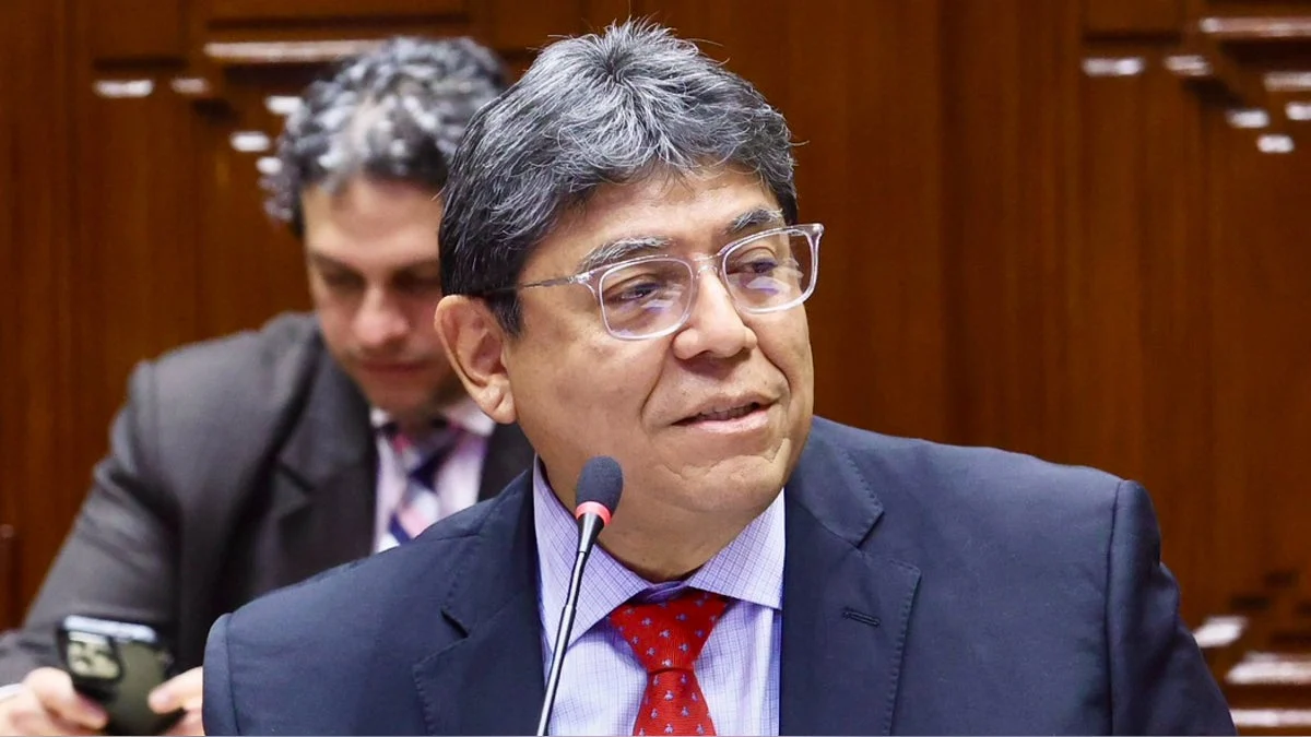 Peru Projects Economic Resilience: Minister Elmer Cuba Defends S/8.2 Billion Fiscal Expansion